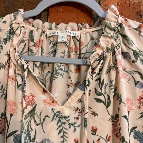 Violet + Claire womens floral balloon sleeves peasant top pink small - Picture 2 of 5